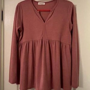 Peplum maternity top